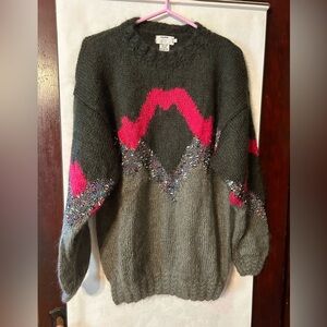 Turkey made hand knitted 70% mohair sweater, small fit large, like new
